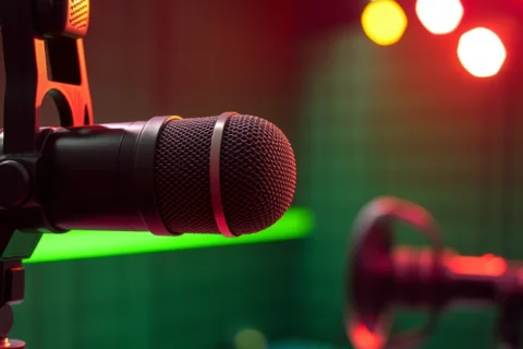 O Poder das Conversas: Como Entrevistas Moldam Opiniões e Revelam Verdades
